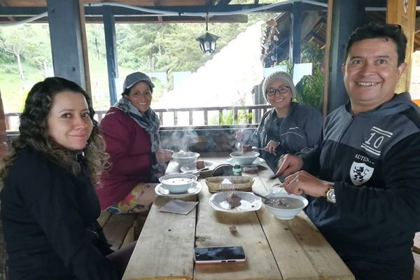 img-20181027-075042E564DF49-00F1-A3C1-68CE-0B0846BF76E6.jpg